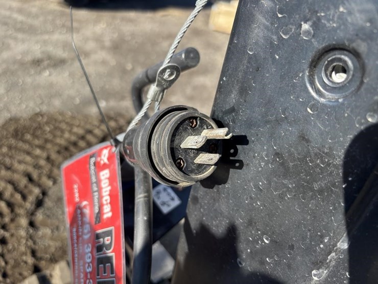 2022-bobcat-e10e-hydraulic-excavator-image-38