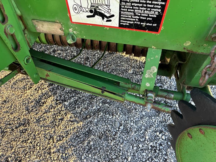 john-deere-535-image-11