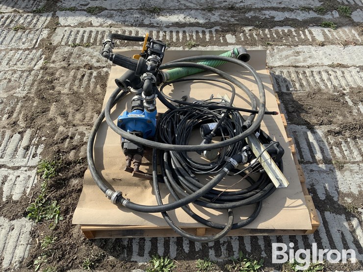 hypro-9303-hydraulic-fertilizer-pump-image-2