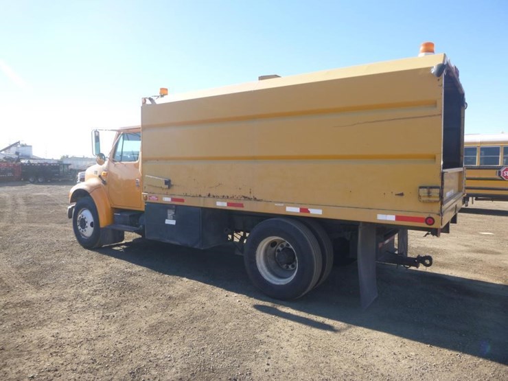 2001-international-4700-image-4