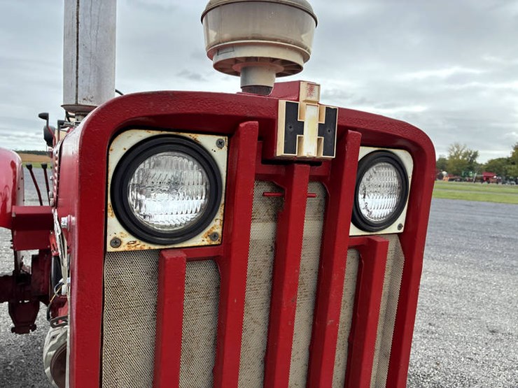 #122323-•-1965-ih-806-wheatland-#4518s-y-image-11