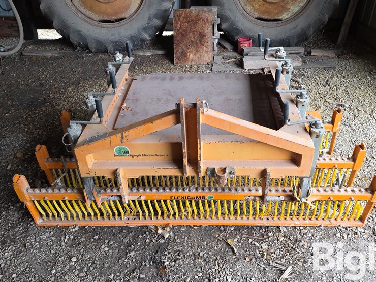 sisis-quadraplay-72"-ballfield-groomer/conditioner-image-2