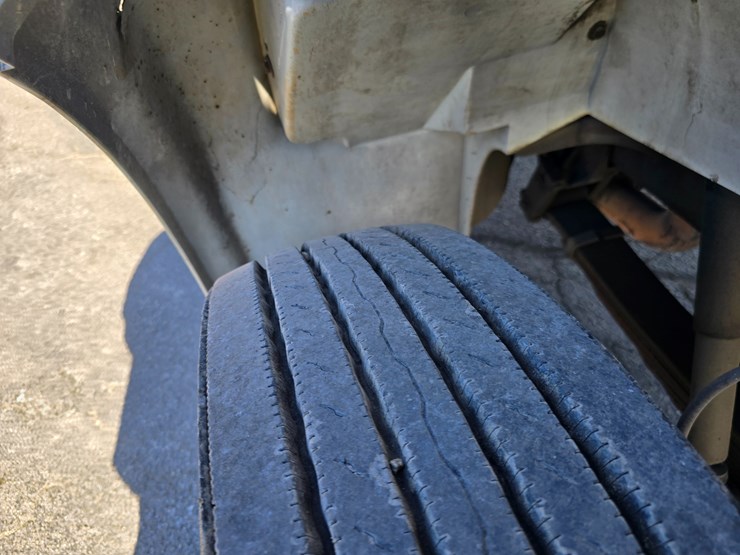 1999-international-4700-image-49