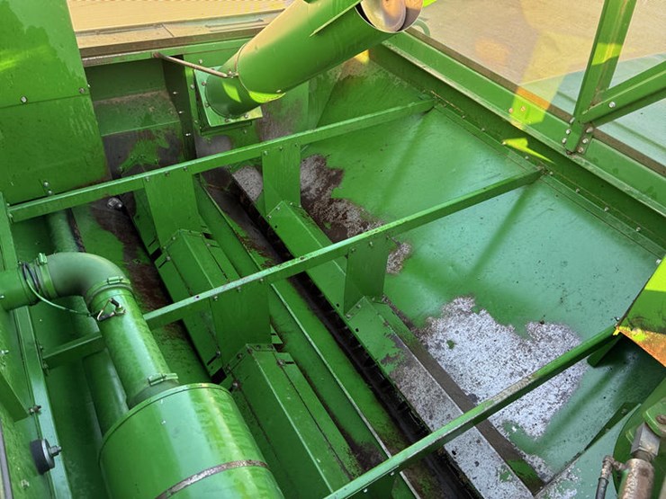 john-deere-7720-titan-ii-image-66