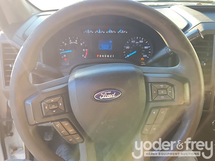 ford-f350-xl-image-31