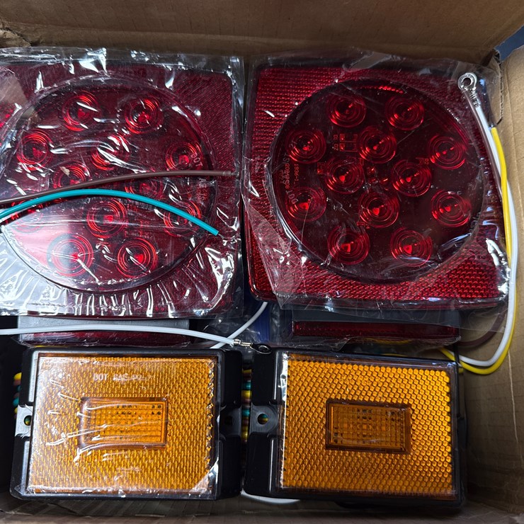 #3065 • LED Trailer Light Kit