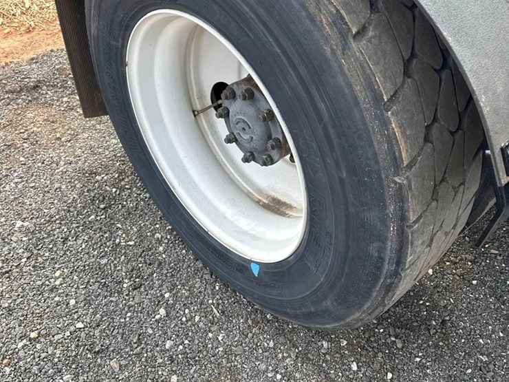 2011-capacity-tj5000-image-13