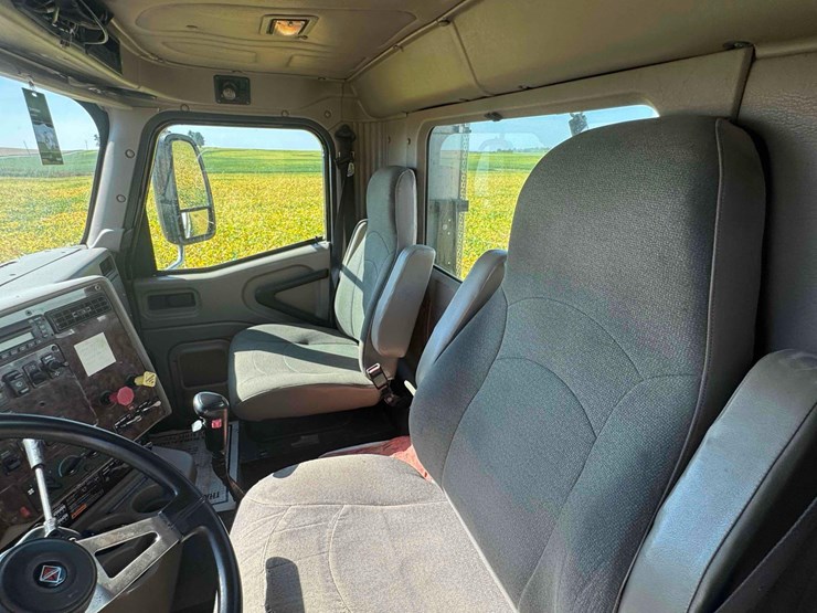 international-9200i-image-10