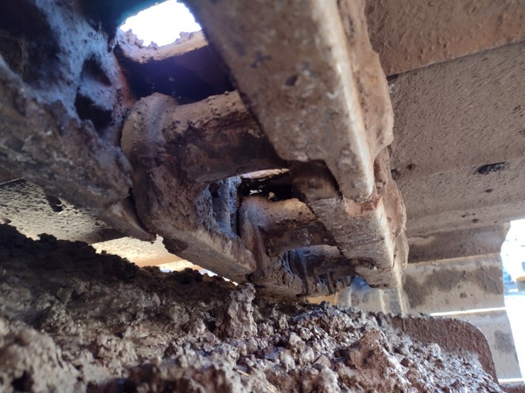 caterpillar-320fl-image-29