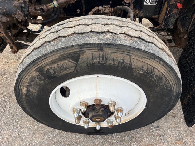 2001-kenworth-t800-image-12