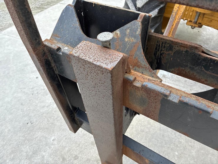 caterpillar-906m-image-16