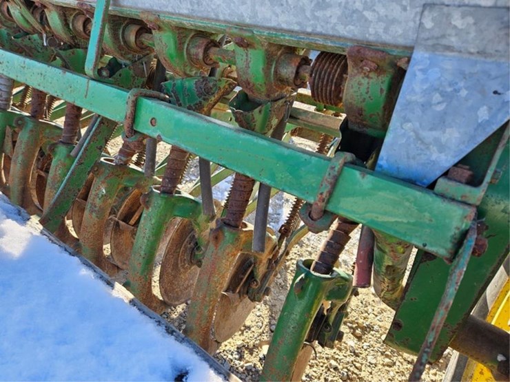 john-deere-10-image-21