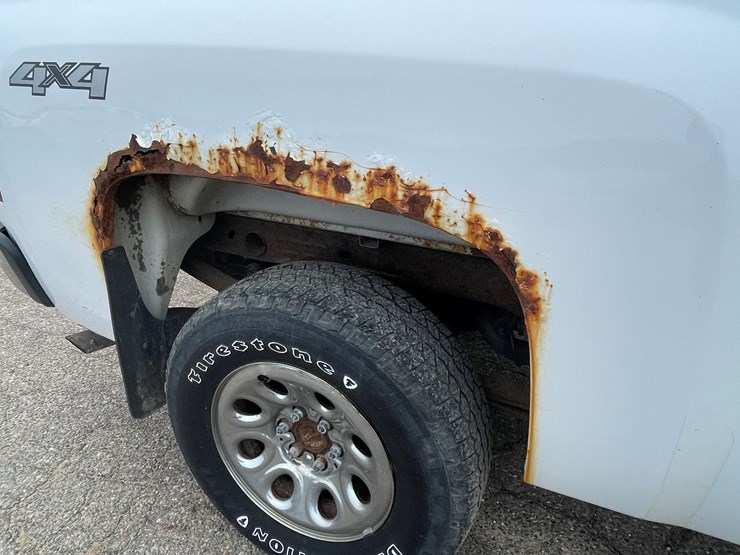 2013-chevrolet-1500-image-18