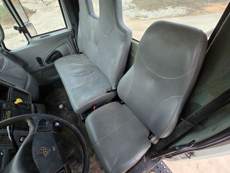 international-durastar-4300-image-53