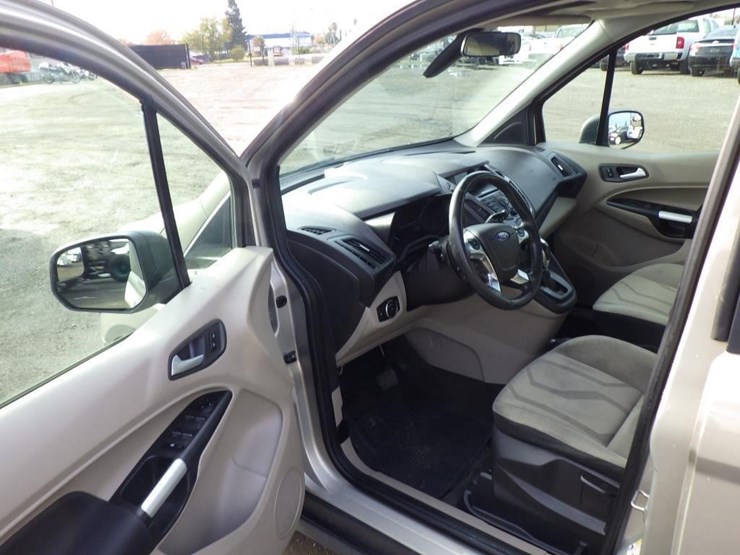 ford-transit-connect-image-5