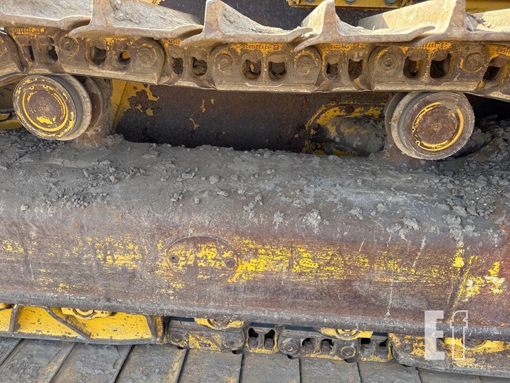 komatsu-d51pxi-22-image-11