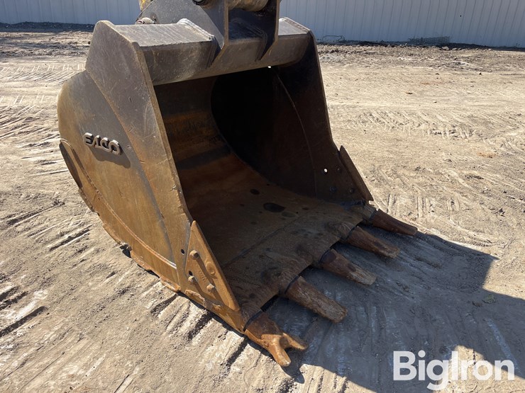 2015-komatsu-pc240-lc-10-image-19