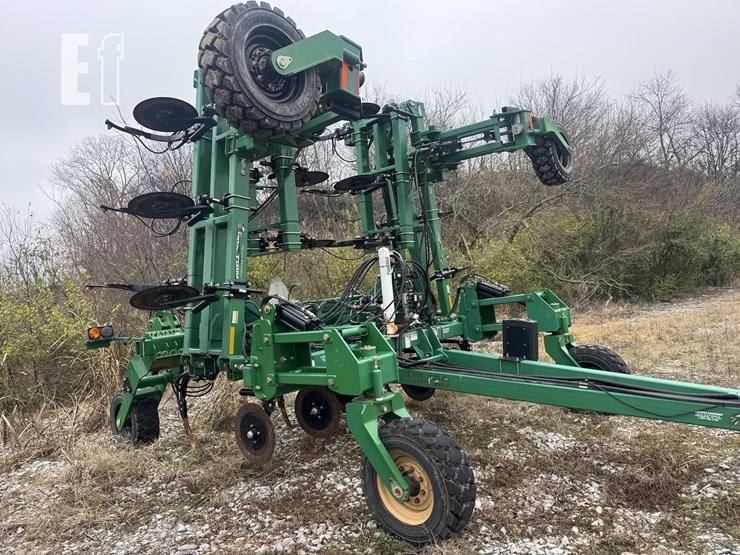 2015-great-plains-np40-image-2