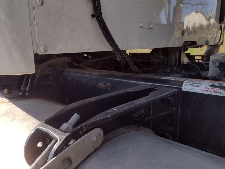 peterbilt-567-image-36