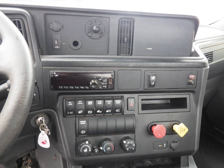 international-lt-image-20