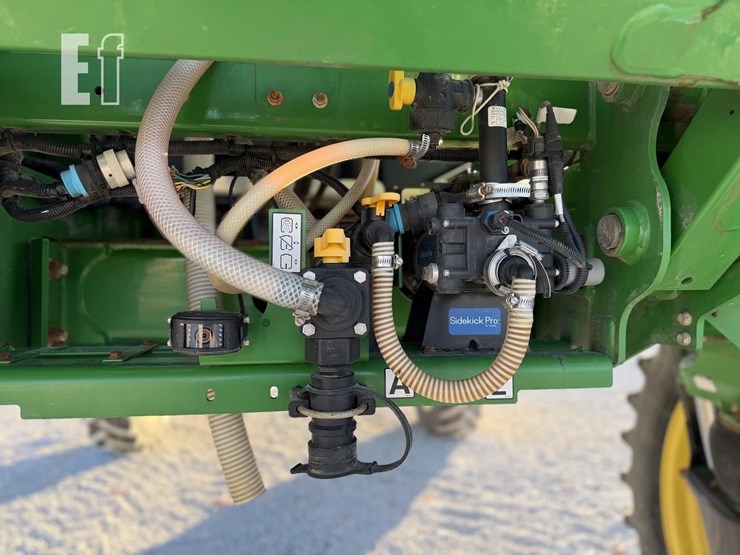 john-deere-r4038-image-21