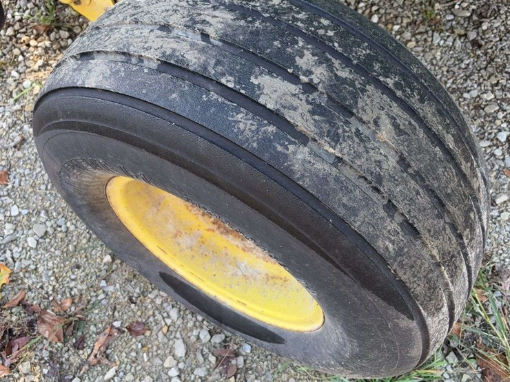 john-deere-535-image-15