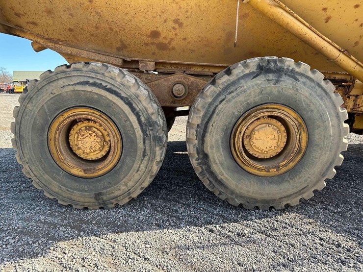 cat-350e2-haul-truck-image-10