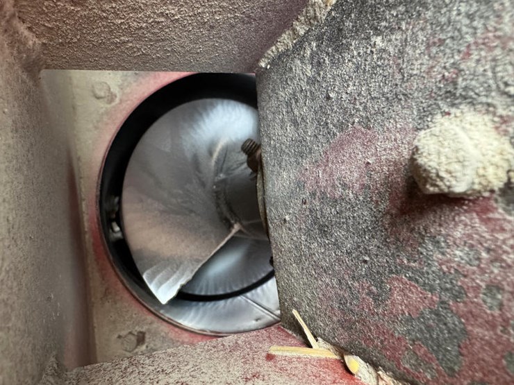 hutchinson-10x60-image-7