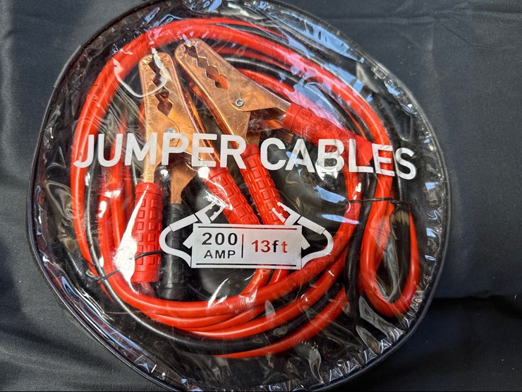 #3068-•-13’-200-amp-jumper-cables-image-1