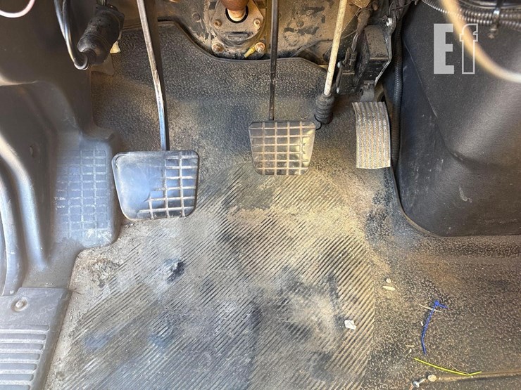 international-durastar-4300-image-21