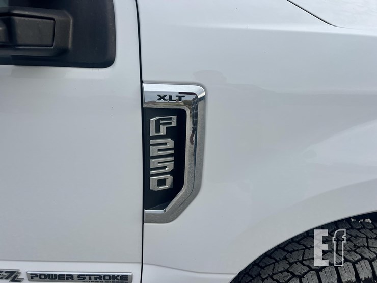 ford-f250-xlt-image-14