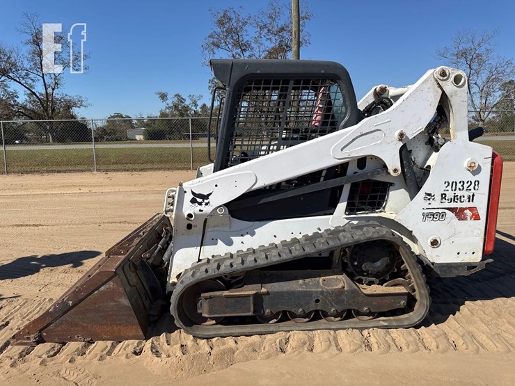 2019-bobcat-t590-image-1