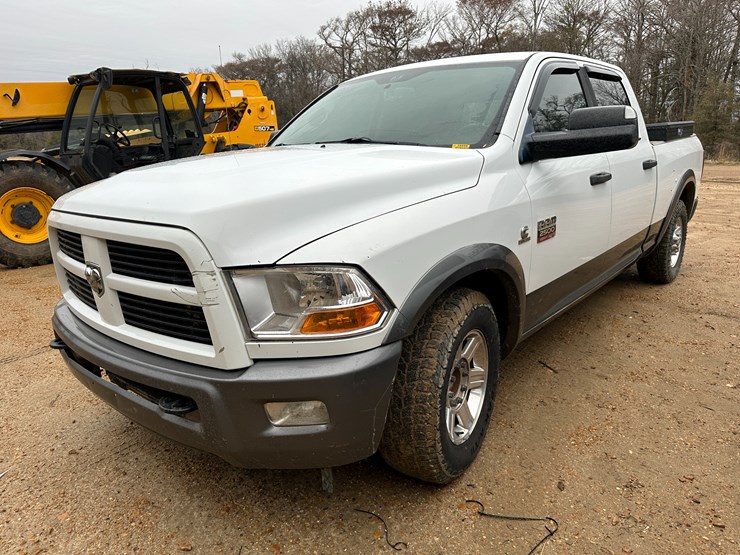 dodge-ram-2500-image-1