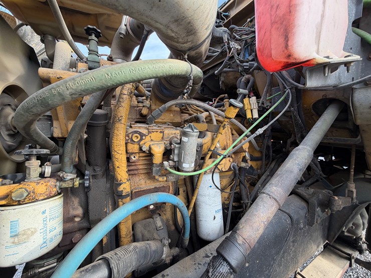 ford-lts9000-image-32