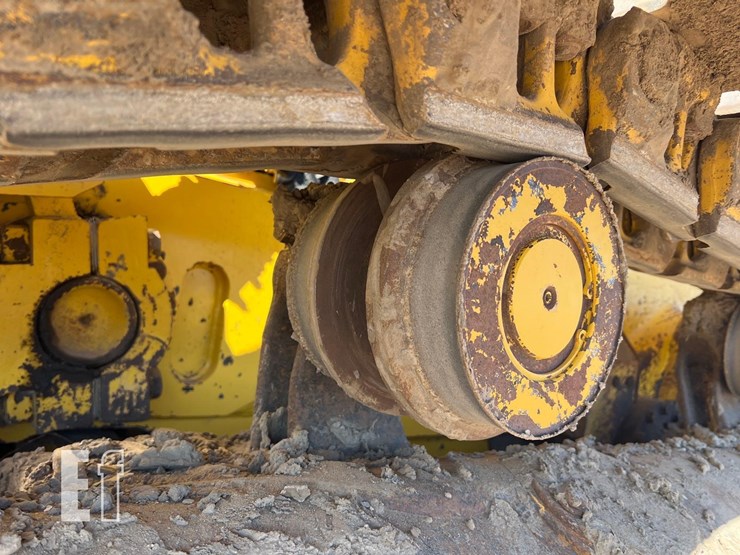 2019-komatsu-d65pxi-18-image-11