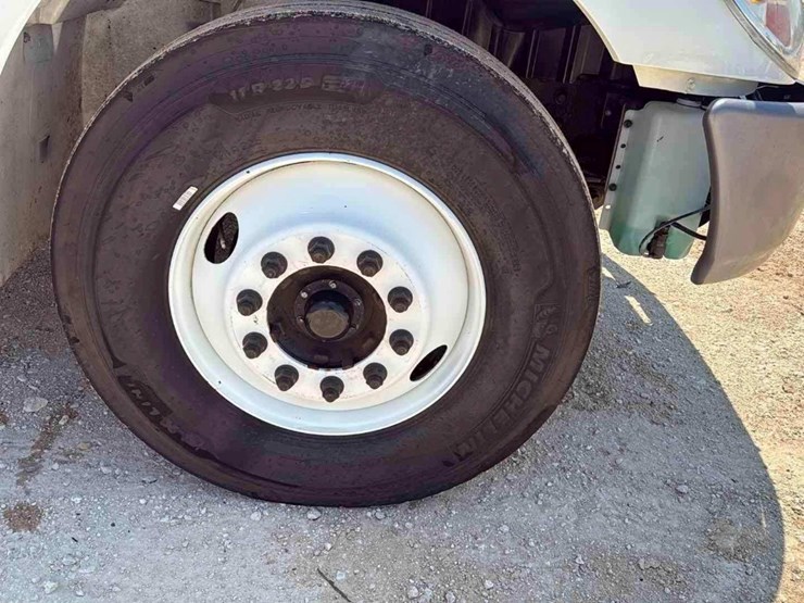 2022-international-mv607-image-13