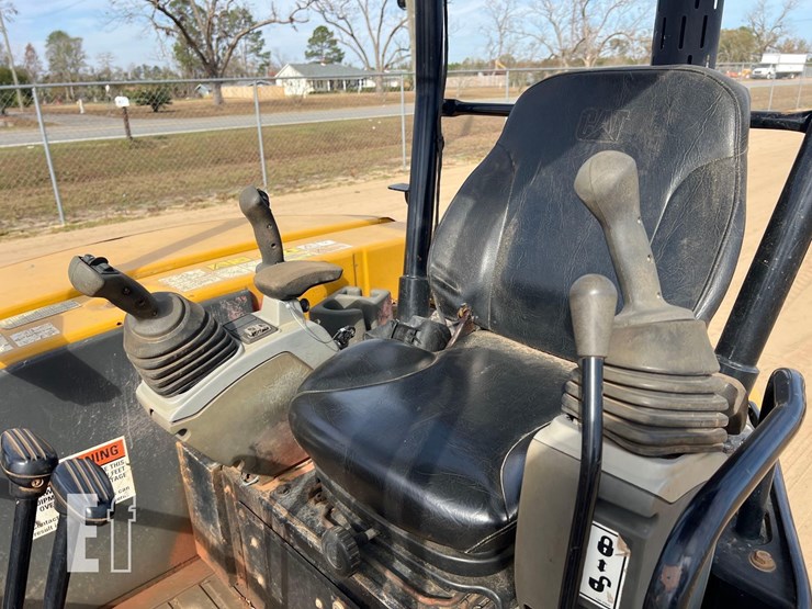 caterpillar-305e2-cr-image-32