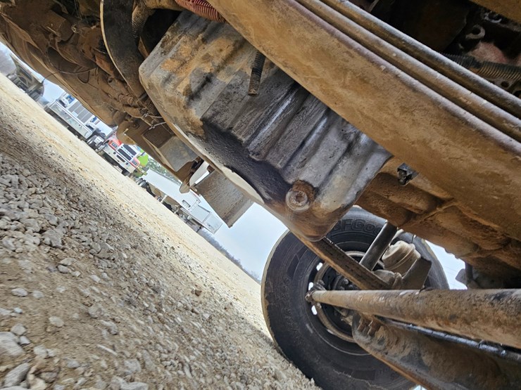 freightliner-122sd-image-70