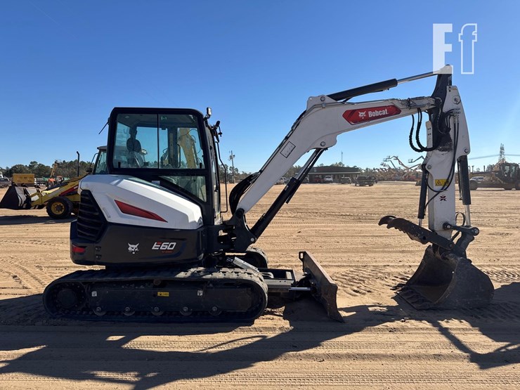 2022-bobcat-e60r2-image-5