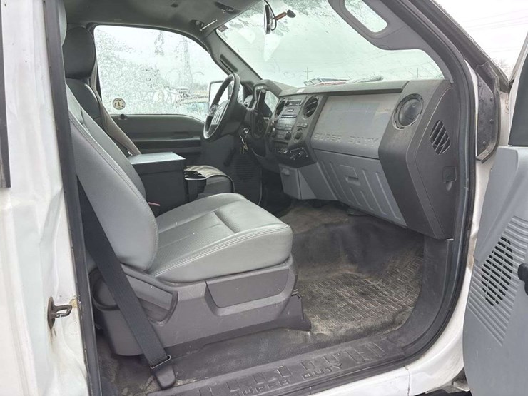 2012-ford-f450-image-16