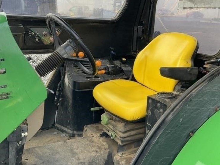 john-deere-6125m-image-19