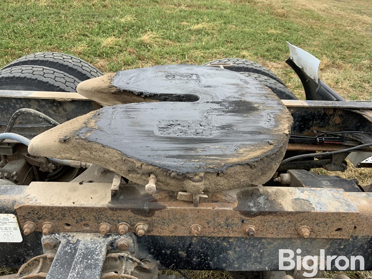 1996-freightliner-fld112-image-9