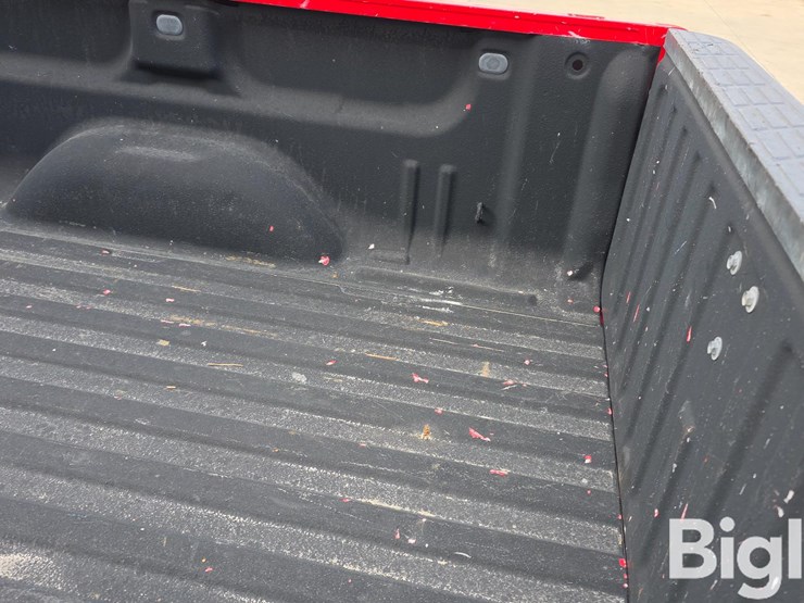 chevrolet-silverado-1500-image-13