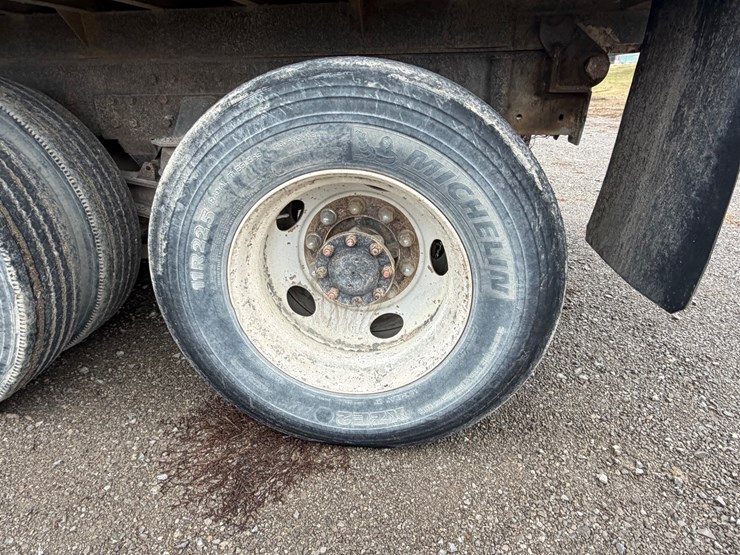 kenworth-t800-image-8