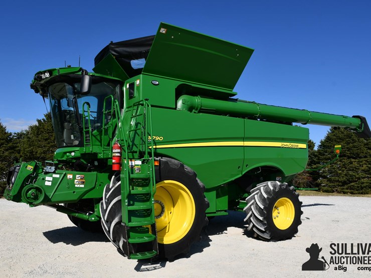 john-deere-s790-image-1