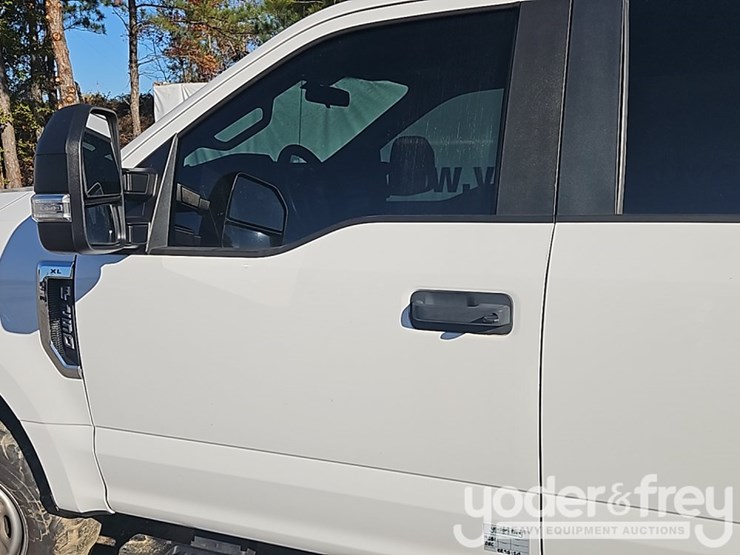 2019-ford-f250-xl-image-17