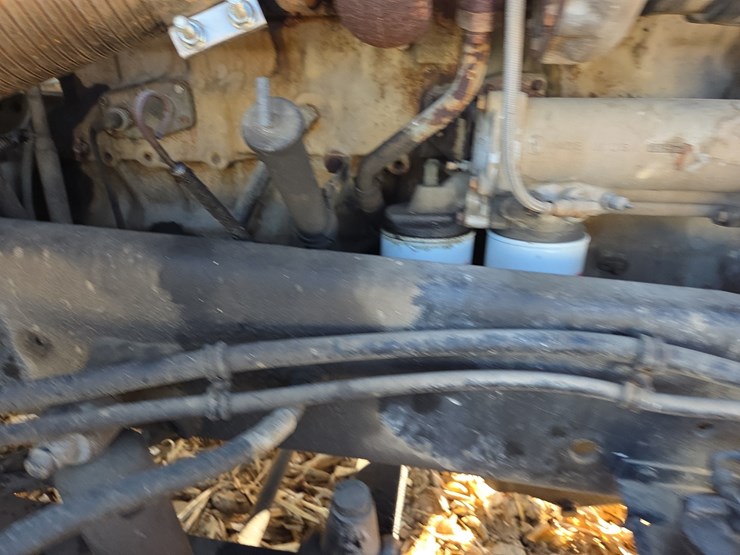 1988-freightliner-day-cab-semi-image-44