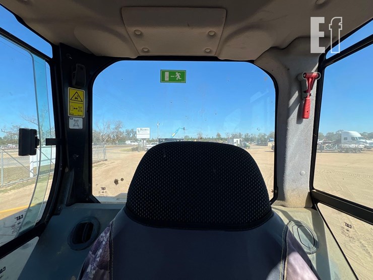 caterpillar-306-cr-image-35