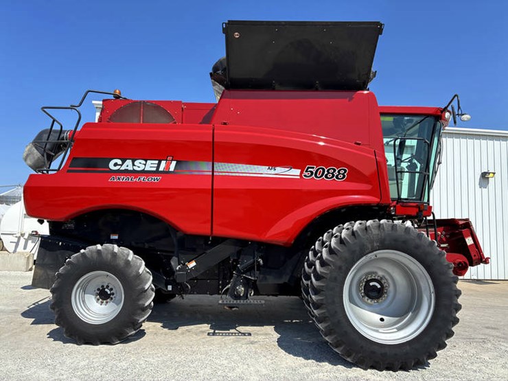 case-ih-5088-image-3