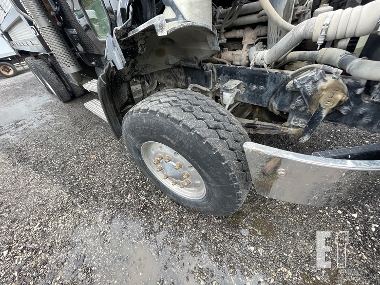 2006-sterling-l8500-image-18